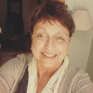 Meet your Posher, Lydia